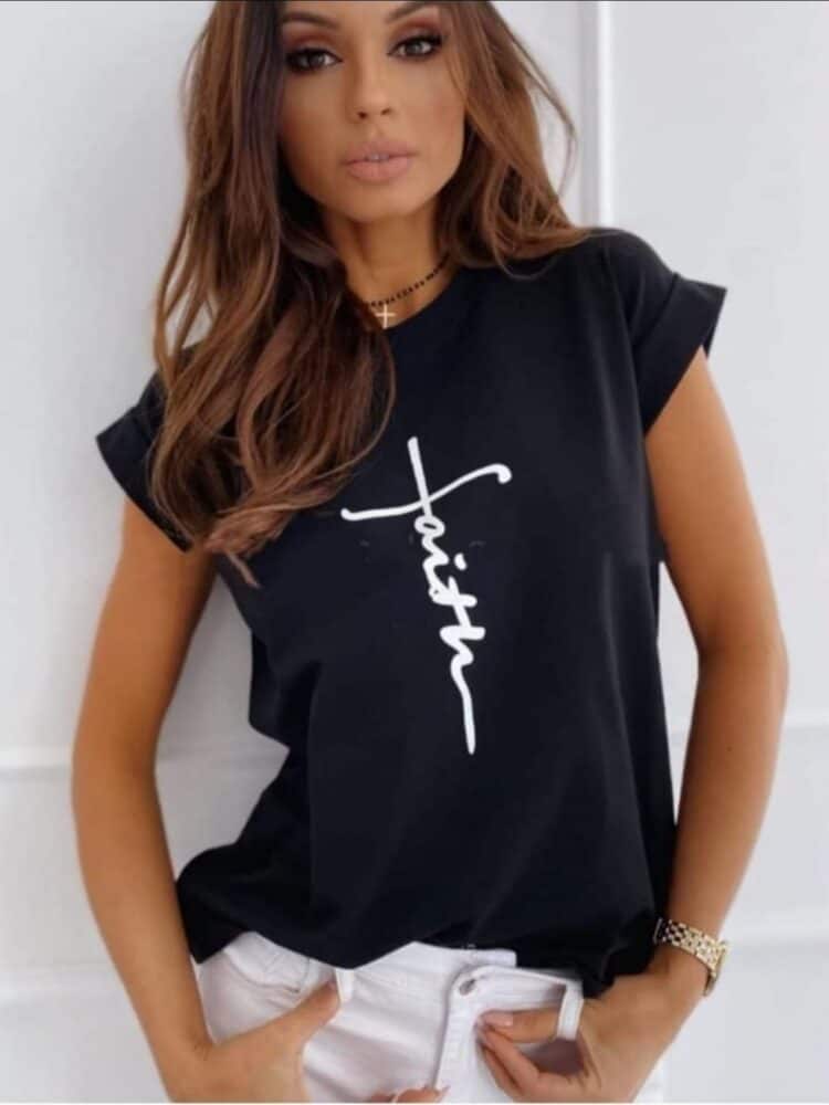 T Shirt with roll-up sleeves Faith