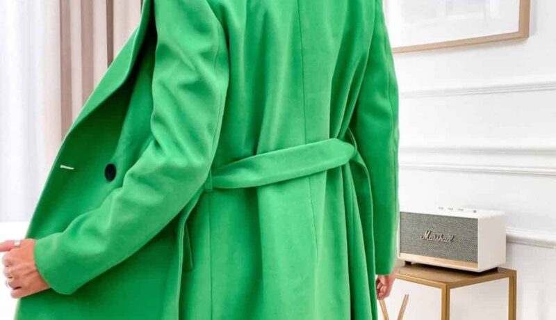 Coat with belt from SH Super price!