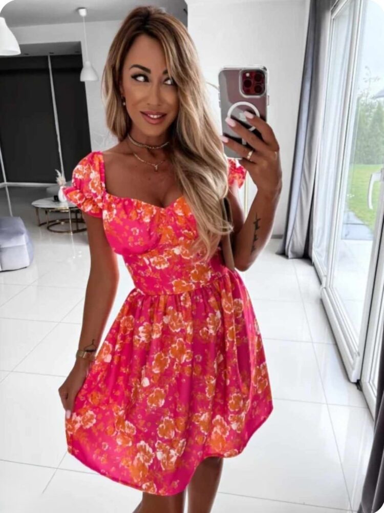 Flower dress with neckline