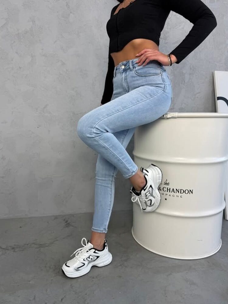 Nowy model skinny a'la Levis