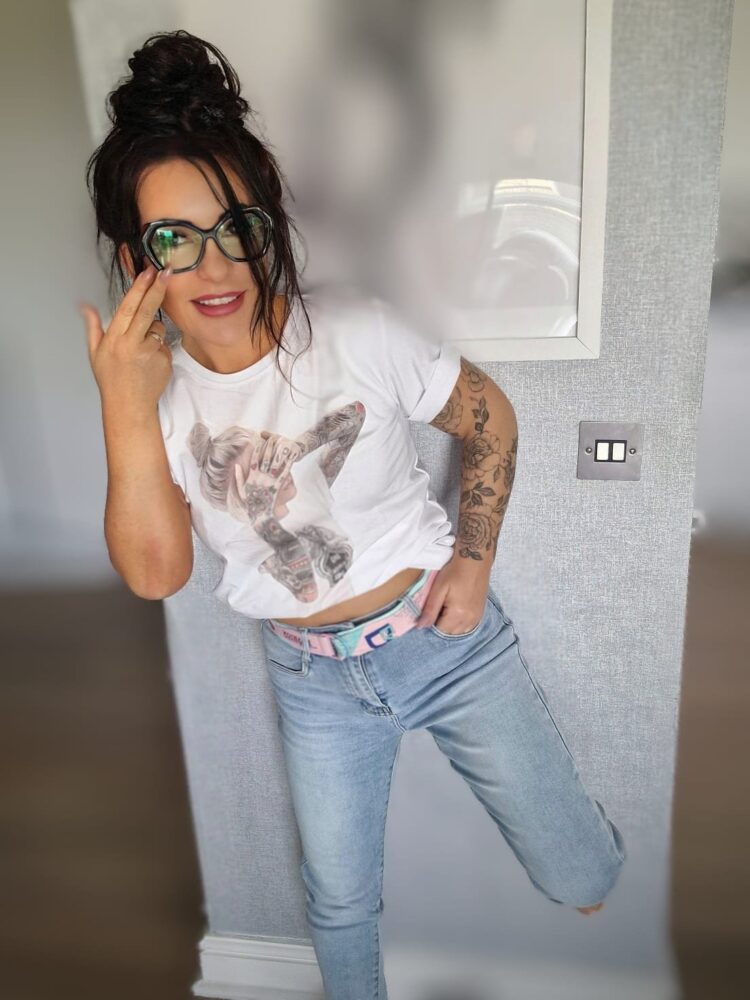 Jeansy Mom Fit super strecz M.Sara pasek - Image 2