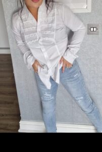 modne jeansy damskie 2025