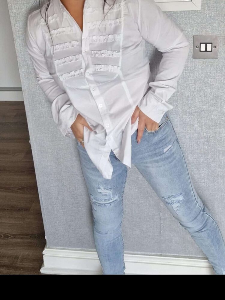 fashionable women's jeans 2025
