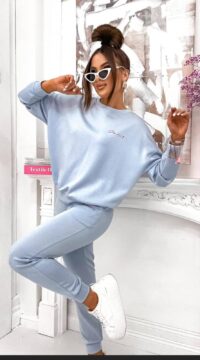 Sweatshirt and trouser set called butterfly
