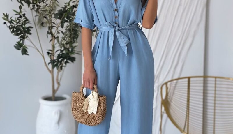 Wide-legged denim jumpsuit