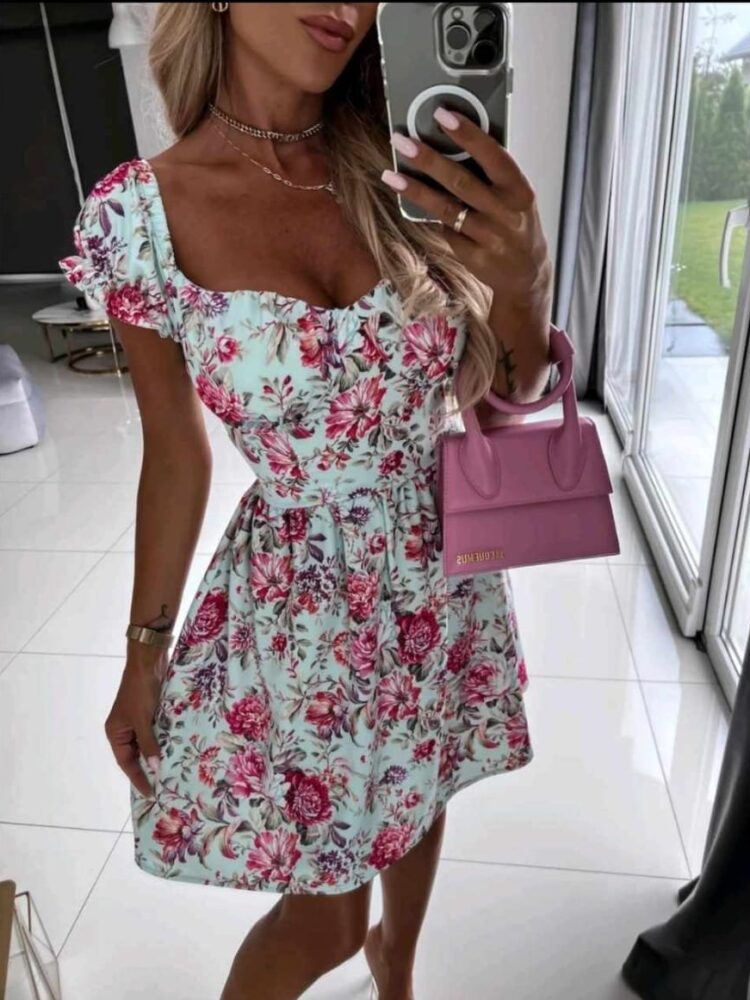 Flower dress with neckline