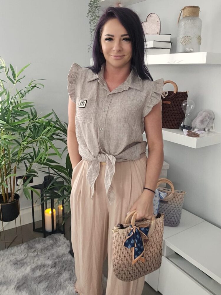 Wiązana bluzka z falbankami - Image 3
