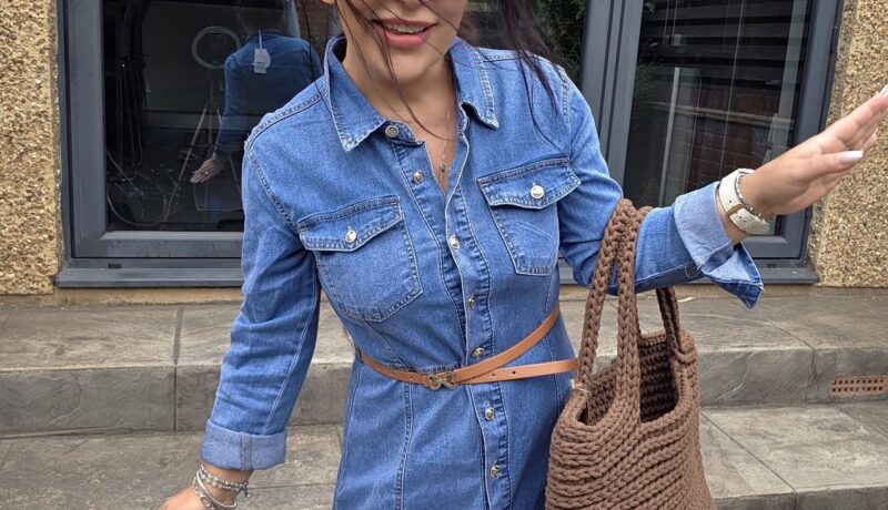 Denim dress with belt