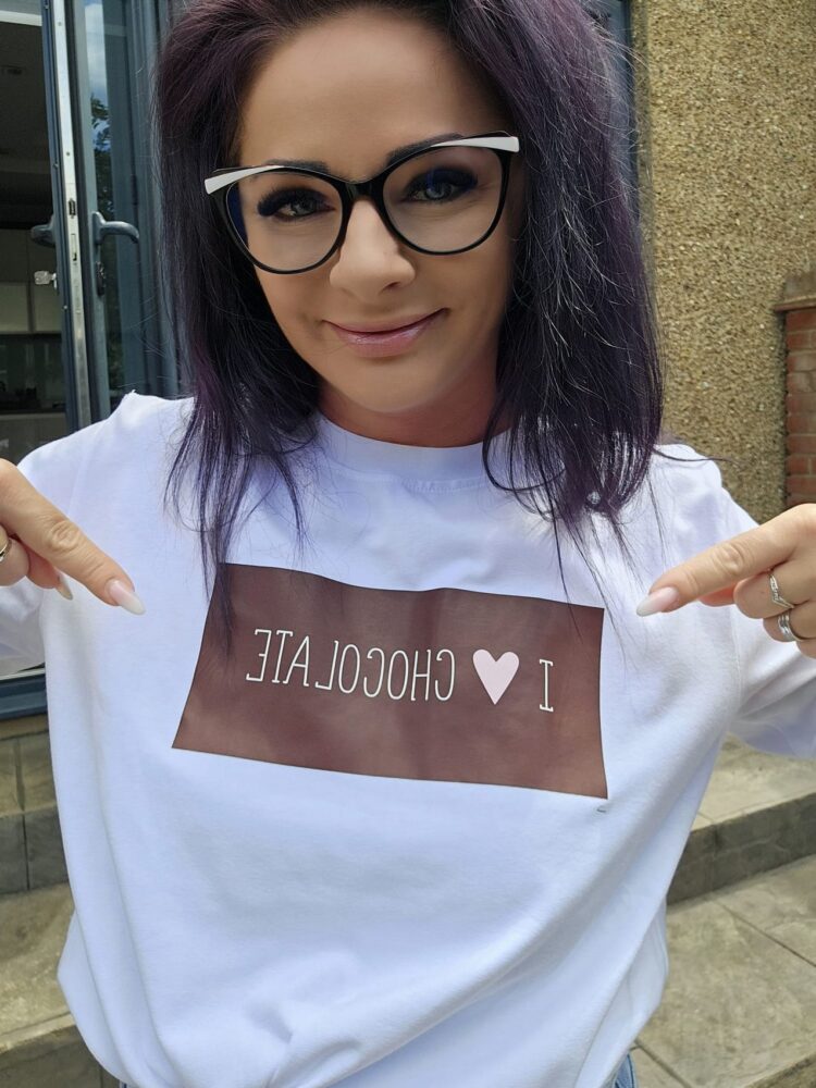 T shirt I love Chocolate white