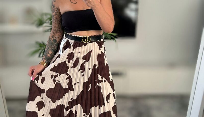 Pleated oreo zebra skirt