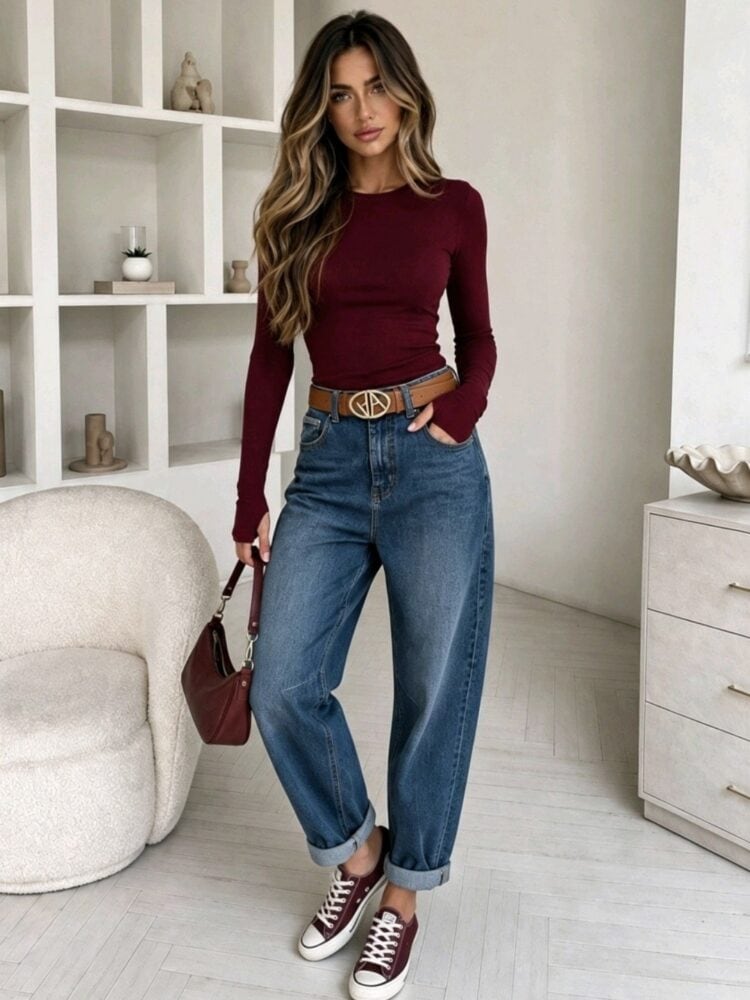 Harem jeans with a belt – the latest style