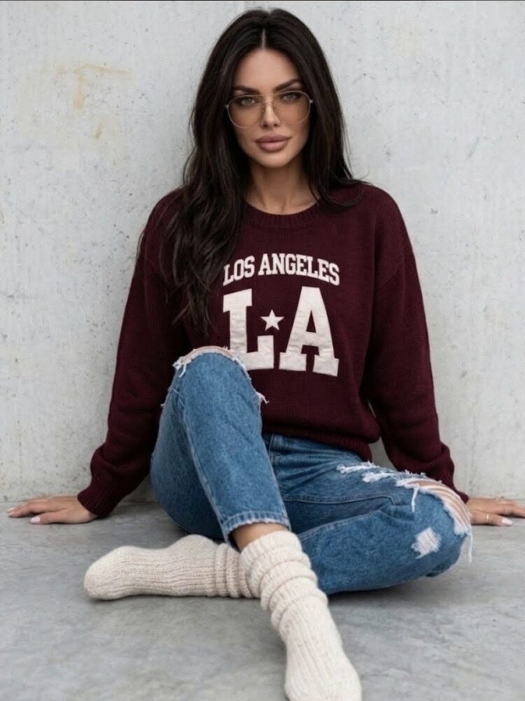 Casualowy sweter varsity LA