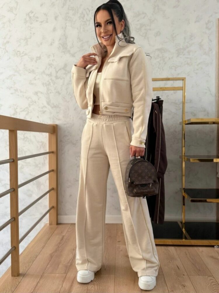 Jacket, jumper, trousers, top – a set